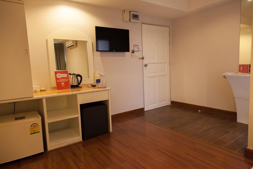 Zen Rooms Pratunam กรุงเทพมหานคร ภายนอก รูปภาพ